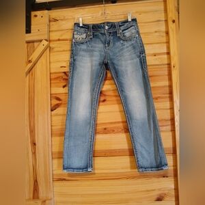 Rock Revival Capris Dize 27